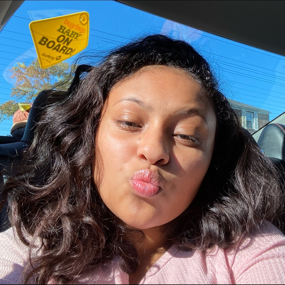 Meet your Posher, Justina